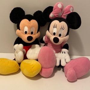 Mickey Mouse and Minnie Mouse Plush stuffed Animal Set